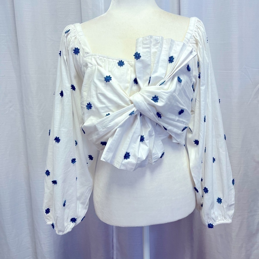 Farm Rio Blue Flowers Long Sleeve Crop Top NWT | size XL